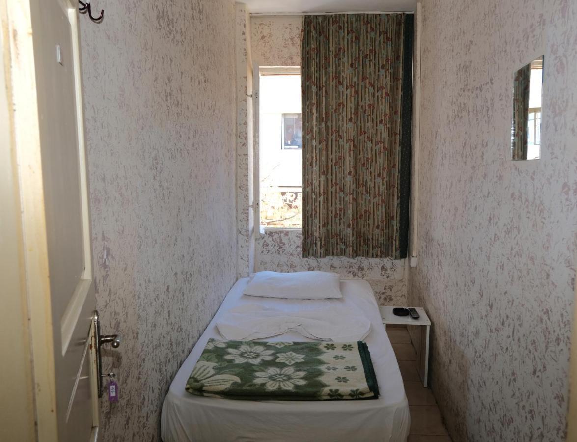 Aziz Pansiyon 3 Antalya Exterior foto